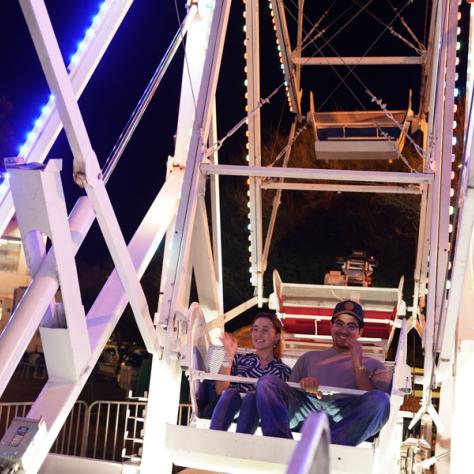 People on ferris wheel. 